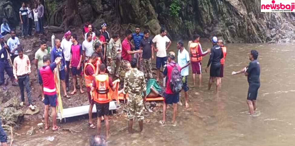 डिप्टी सीएम अरुण साव के भांजे की रानीदहरा जलप्रपात में डूबने से मौत हो गई है.