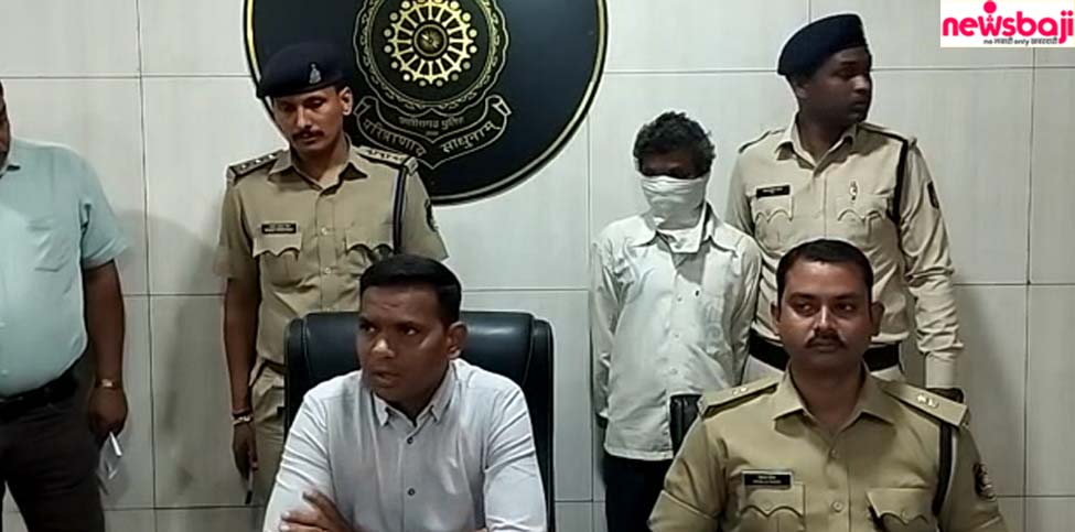 बेमेतरा की बेरला पुलिस ने दोहरे हत्याकांड के आरोपी को गिरफ्तार कर लिया है.