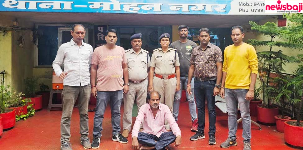 भिलाई के मोहननगर क्षेत्र में नशीले कैप्सूल बेच रहे व्यक्ति को पुलिस ने गिरफ्तार कर लिया है.